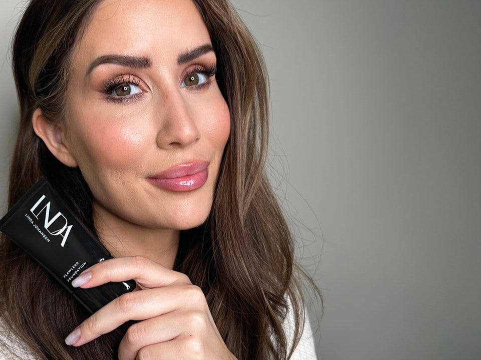 Makeup Base for Mature Skin: The Secret to a Radiant, Fresh Look