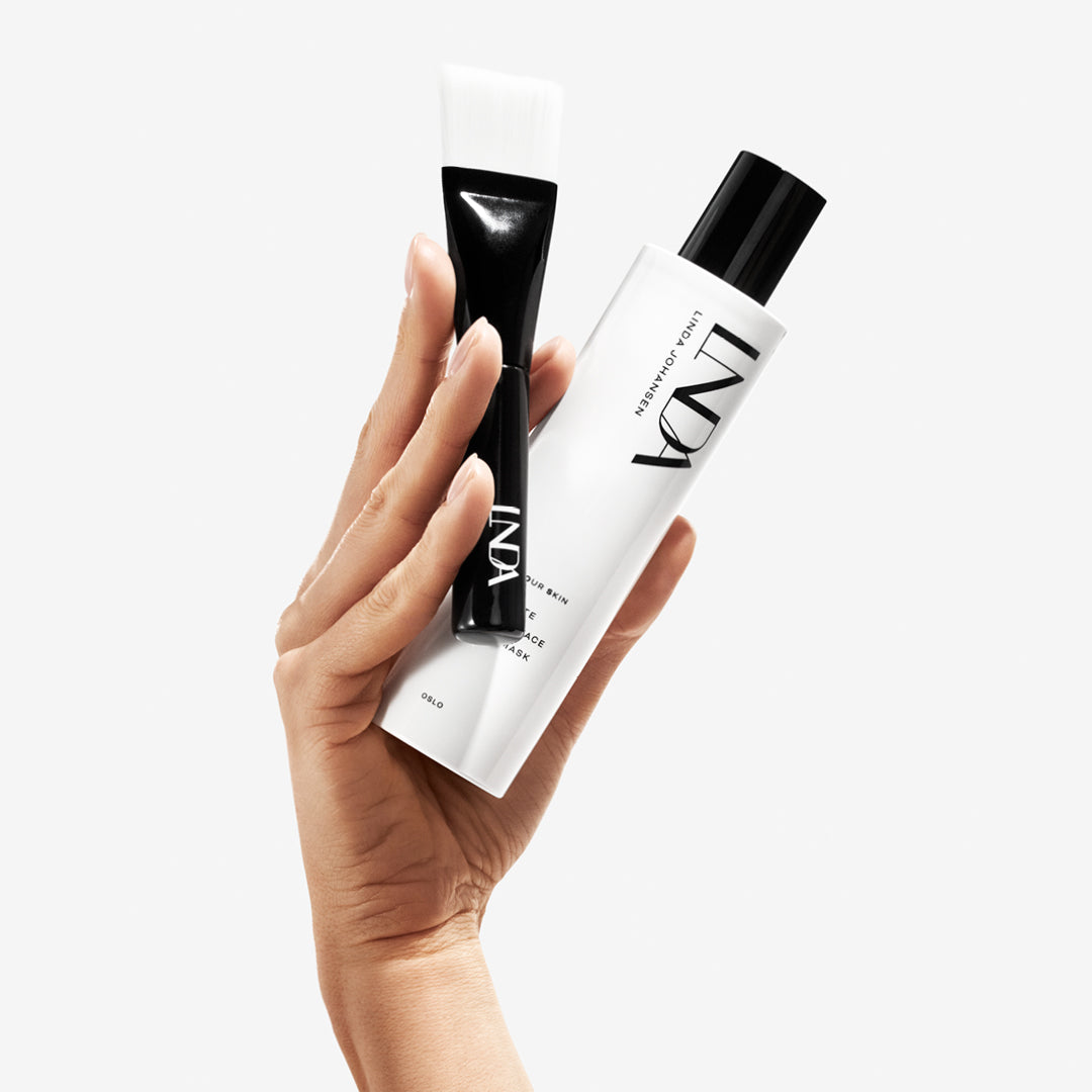 MASK BRUSH