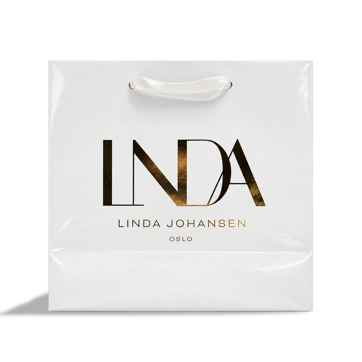 Paperbag gold Linda Johansen Skincare