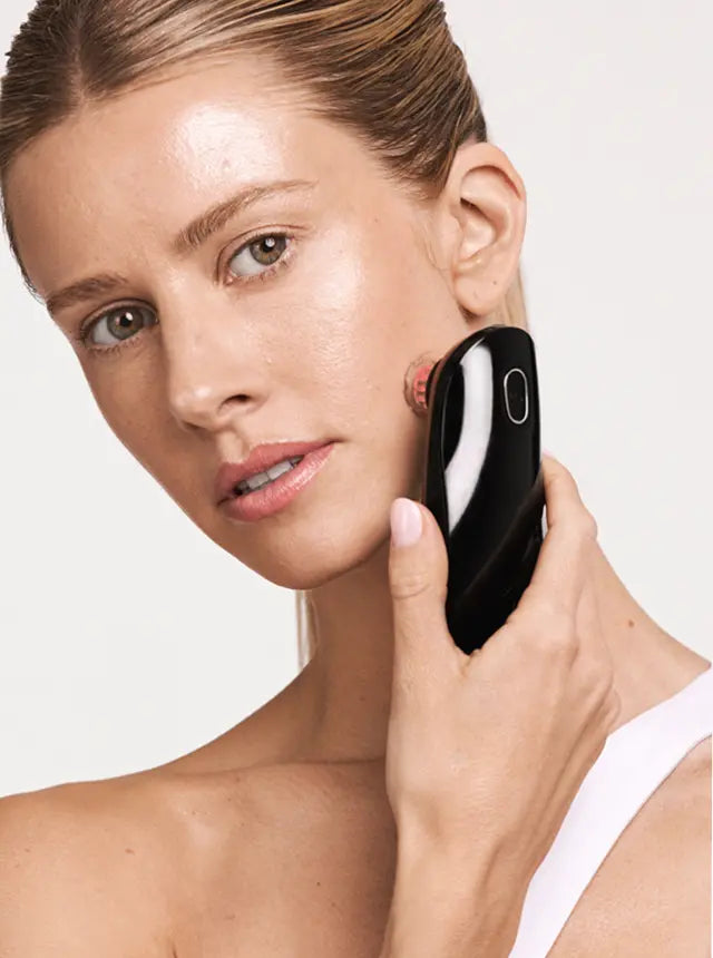 The Skin Firmer